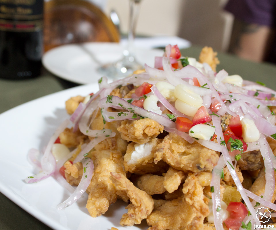 Restaurante “El Embrujo” a comer Jalea mixta, Tiradito y Leche de Tigre