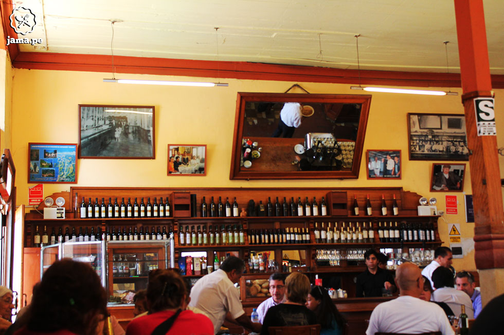 Bar Cordano, más de 100 años de servicio y leyendas