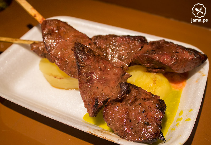 los-anticuchos-de-grimanesa-peru-