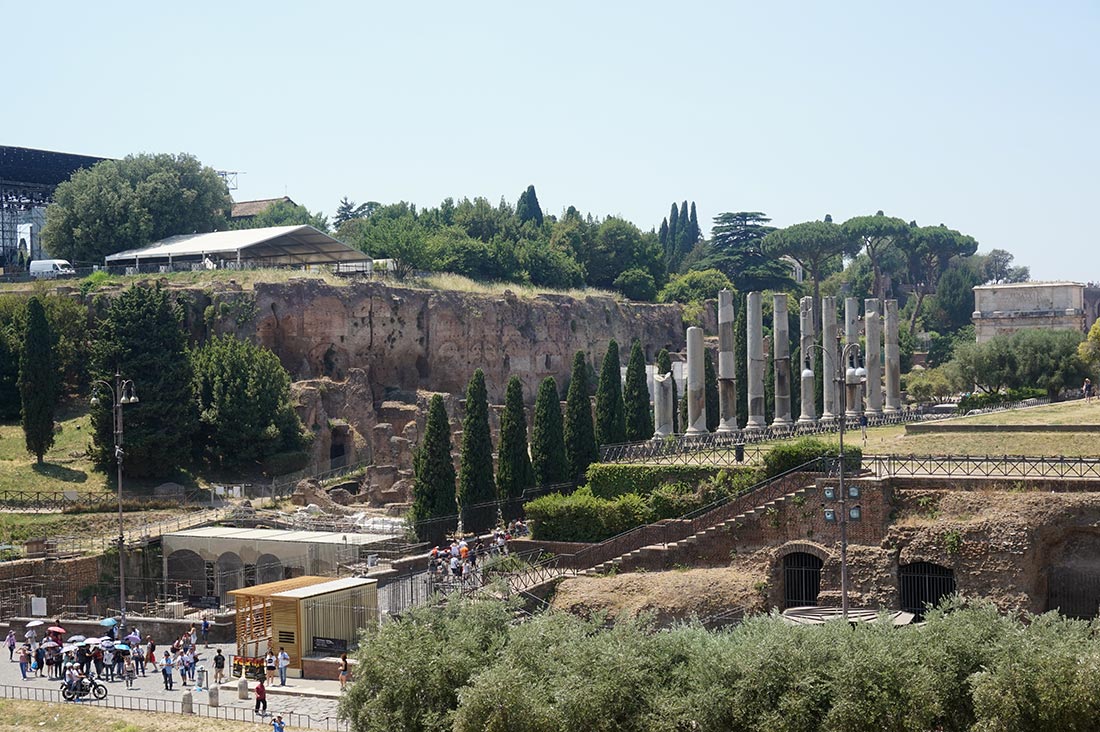 Viajar sola a Roma